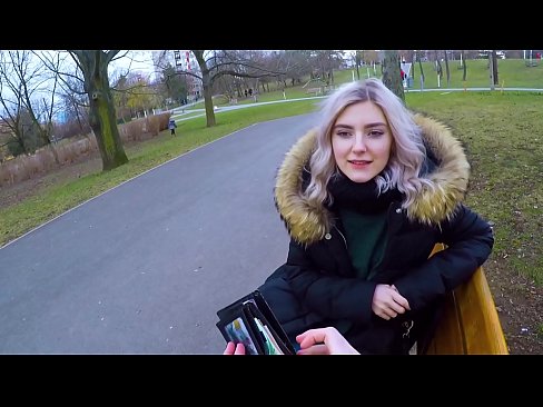❤️ Înghite sperma fierbinte a unui străin pentru bani - muie în parc de Eva Elfie ❤️   at ro.tube-sexer-com.ru ❌❤
